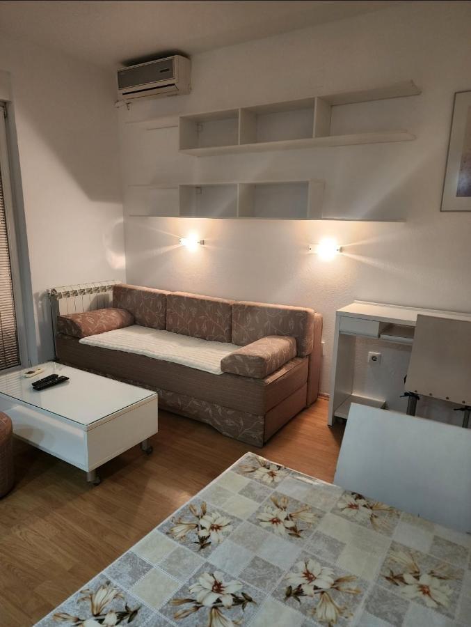 Roko Apartments Skopje Ngoại thất bức ảnh